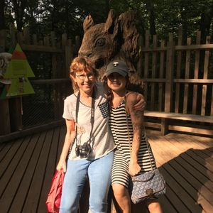 Meet your Posher, Claire